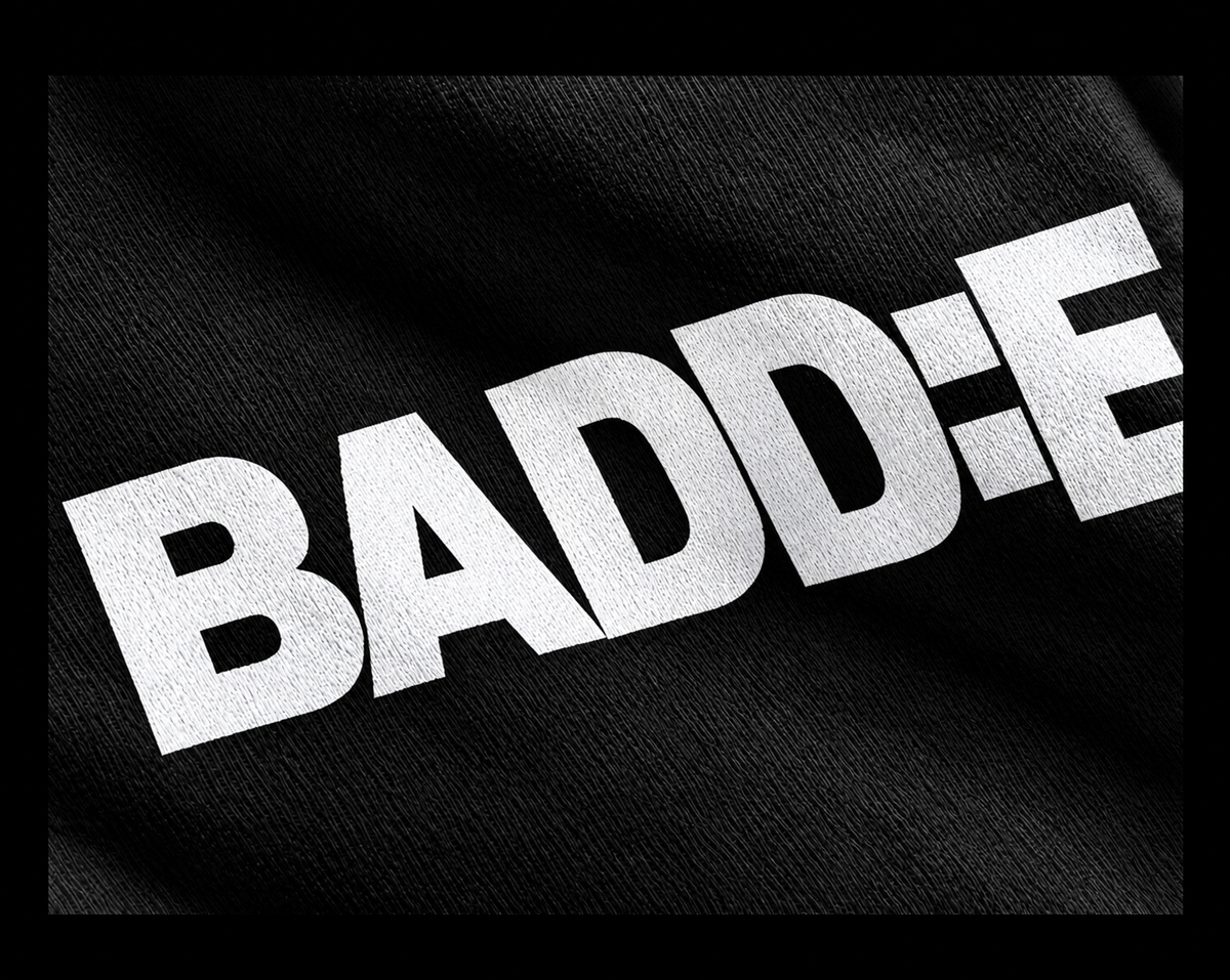 Black/White Baddie Graphic T-shirt